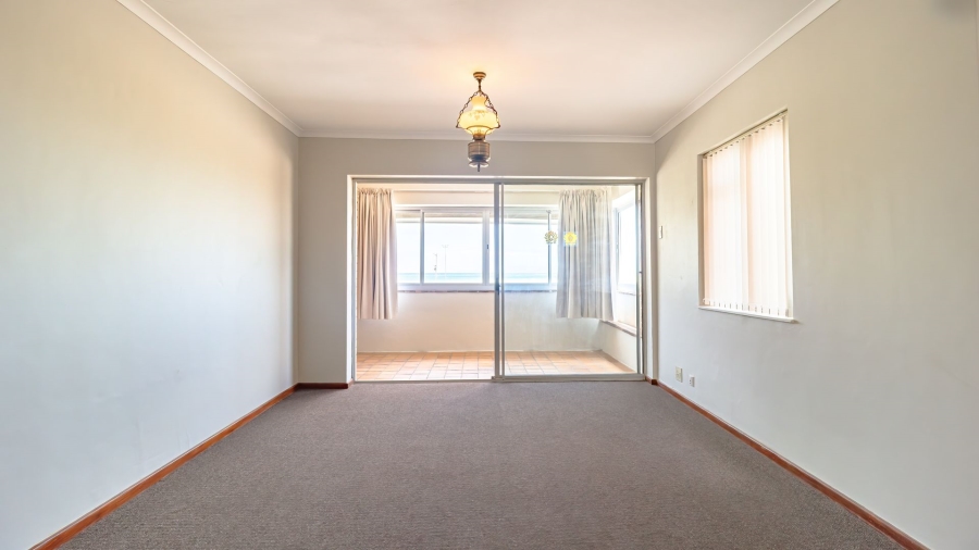 To Let 4 Bedroom Property for Rent in Gordons Bay Village Western Cape
